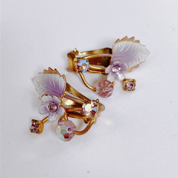 Vintage Austria Purple Floral Clip On Earrings AB Rhinestone Beads Gold Tone - Picture 11 of 11